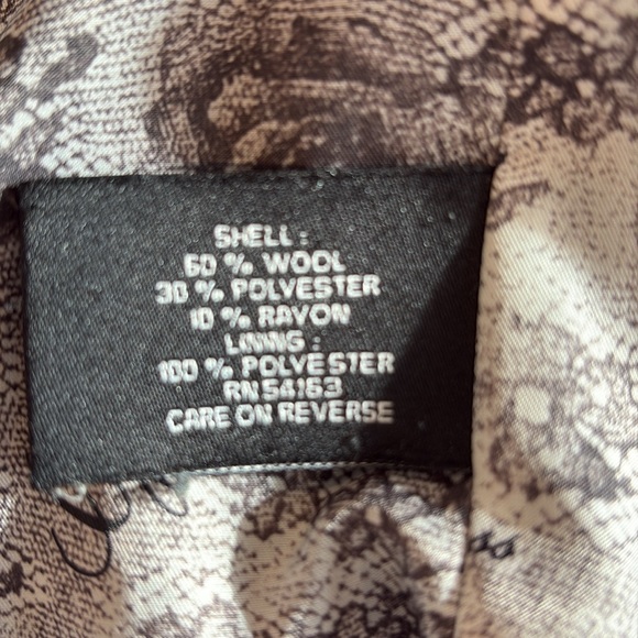 Vintage Guess Wool Blend Coat - Picture 9 of 12